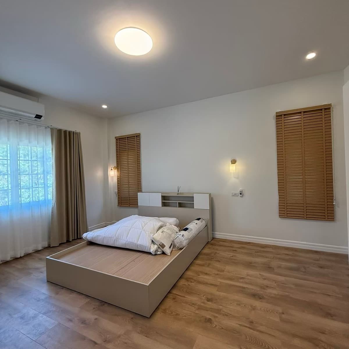 มุ้งจีบ — ผลงานที่ 2